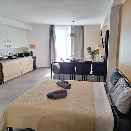 Borgo Cavour Luxury - Centro Storico Apartment *